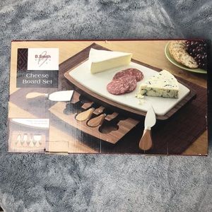 B. Smith Cheese Board Set
